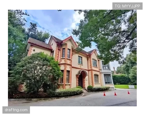 李娜退役后住上海老洋房，打一次球抵普通人半年工资