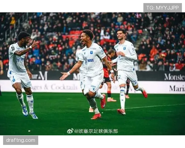 雷恩联赛近期表现起伏，主场失球偏多暴露防守稳定性不足
